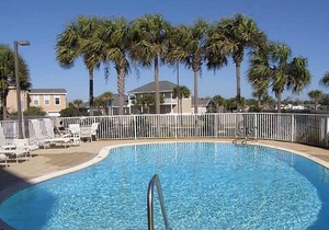 Crystal View 103 Ground Floor, 3/3 Beach Service