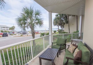 Crystal View 103 Ground Floor, 3/3 Beach Service