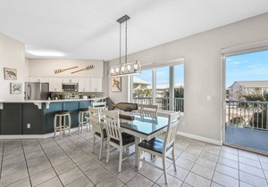 Crystal View 203 3 bedroom/ 3 bath unit Beach service great view SO MUCH SPACE