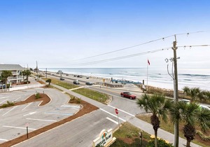 Crystal View 302 3 Bedrooms | 3 Baths | Accommodates 12 | Pet Friendly