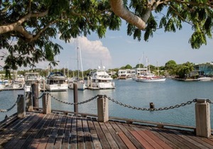 Cullen Bay Resort