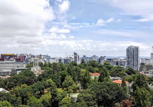 Cute CBD Apartment with AC and Amazing Views