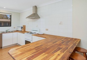 Cuttagee Beach Cottage 2