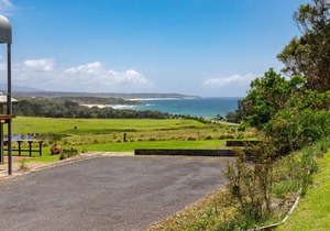 Cuttagee Beach Cottage 2