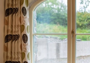 Cwm Hyfryd - Four Bedroom House, Sleeps 8