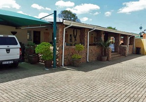 D & H Guesthouse Graskop Apt 10
