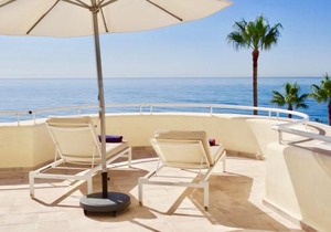 D12 Espectacular y moderno apartamento en primera línea - Estepona - Sinfonia del Mar