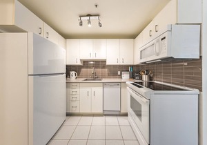 D32 - 1 bedroom in Coal Harbour