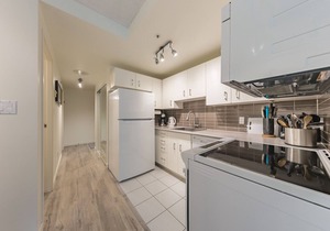 D32 - 1 bedroom in Coal Harbour