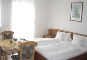Dachgeschoss-Ferienwohnung mit Balkon