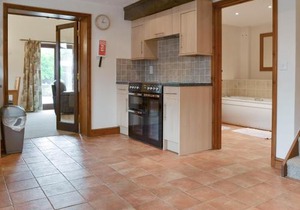 Dairy Cottage - Ukc3735