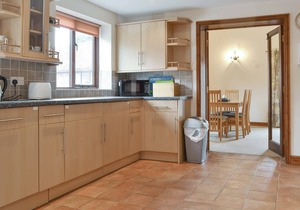 Dairy Cottage - UKC3735