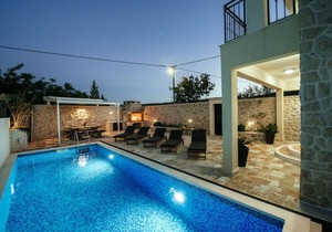Dalmatian Villa Castello Coza with pool