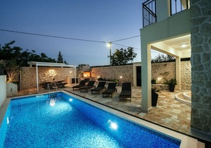 Dalmatian Villa Castello Coza in Vinjerac