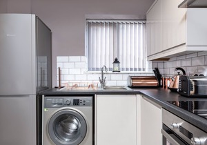 Darlington town Centre Double Luxury Apartment 3