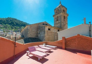 DARRERA ES CAMPANAR