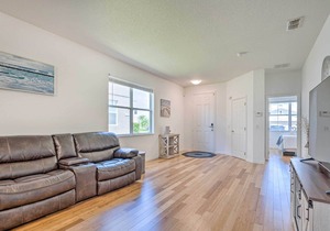 Davenport Home ~ 10 Mi to Disney World Parks!