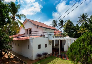 Dayanithi Guest House