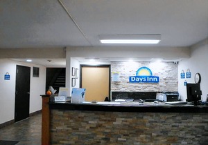 Days Inn by Wyndham Mason City