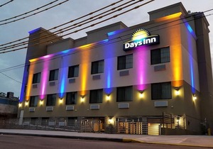 Days Inn by Wyndham Brooklyn Marine Park