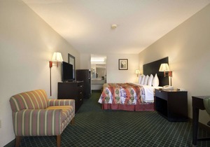 Days Inn by Wyndham Alma