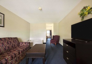 Days Inn by Wyndham Alma