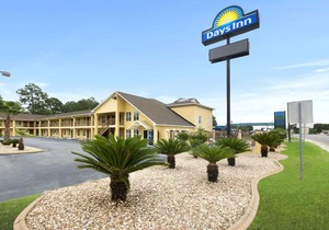 Days Inn by Wyndham Alma