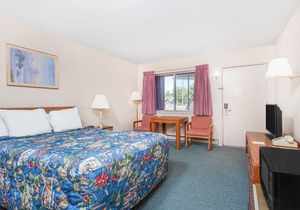 Days Inn by Wyndham Burns