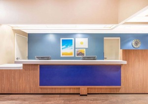 Days Inn by Wyndham Eagan Minnesota Near Mall of America