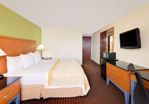 Days Inn by Wyndham Fort Dodge