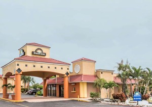 Days Inn by Wyndham Fort Myers