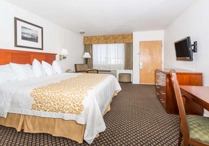 Days Inn by Wyndham Kimball