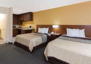 Days Inn by Wyndham Mission Valley Qualcomm Stadium SDSU