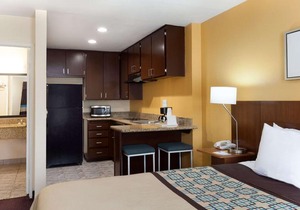 Days Inn by Wyndham Mission Valley Qualcomm Stadium SDSU