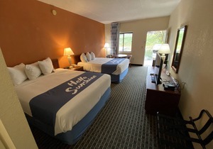 Days Inn by Wyndham Morehead