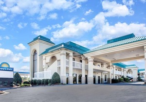 Days Inn by Wyndham Saint Pauls