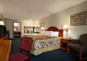 Days Inn by Wyndham Huntington