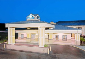 Days Inn by Wyndham Hammond
