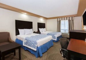 Days Inn by Wyndham Iselin / Woodbridge