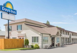 Days Inn by Wyndham Kimball