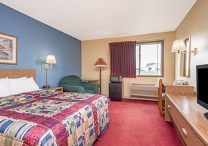 Days Inn by Wyndham West Eau Claire