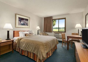 Days Inn by Wyndham Willmar