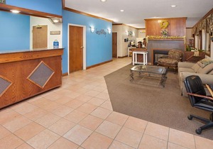 Days Inn & Suites by Wyndham Kokomo
