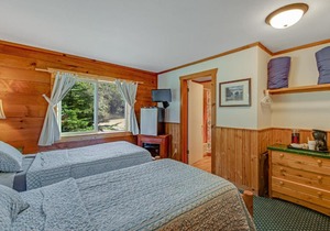 Deer Harbor Inn