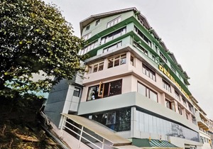 Dekeling Hotel
