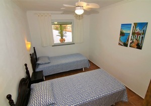 Delightful 2-bedroom bungalow 'Vinuela', sleeps 4, in country holiday complex