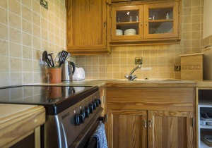Delightful 2 bedroom cottage in beautiful Devon countryside, indoor pool & sauna