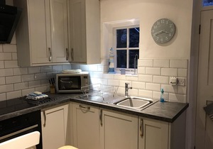 Delightful Grade II Listed cottage in Historic village.