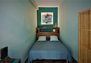 Delightful Riverside Apartment with River Views, The Wing