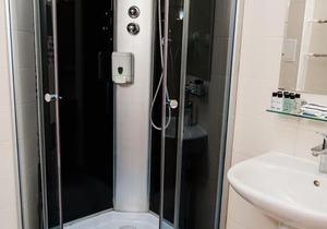 Deluxe 2 Hotel